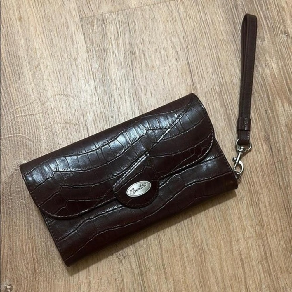 Buxton | Dark Brown Croc Embossed Wristlet Organizer Kiss Lock Snap Wallet